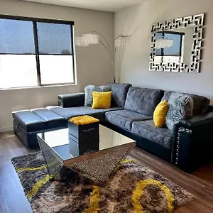 Apartment The Luxurious Doses Of Roses 2 Bedroom Next To Angels Stadium 6 Mins From Disney, Anaheim