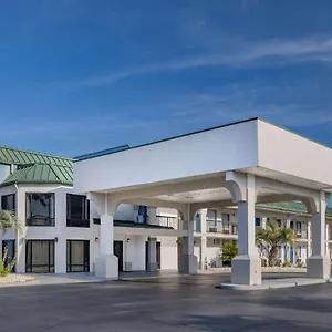 Motel Days & By Wyndham Midtown Savannah