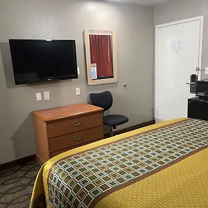 http://super-7-inn.memphishotelsnow.com