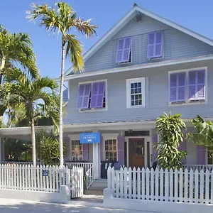 https://artist-house-on-fleming.hotels-in-key-west.com