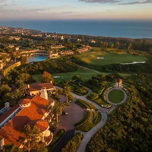 The At Pelican Hill Отель