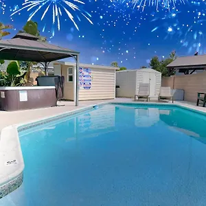 Villa Orchard Disneyland 5 Bedroom Pool, Anaheim